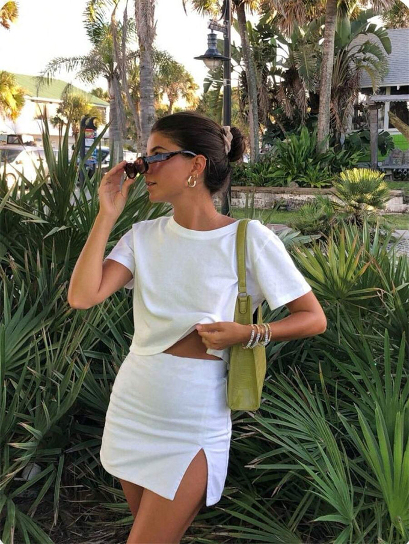 saia fenda dentro com short fk moda Bellizzi 