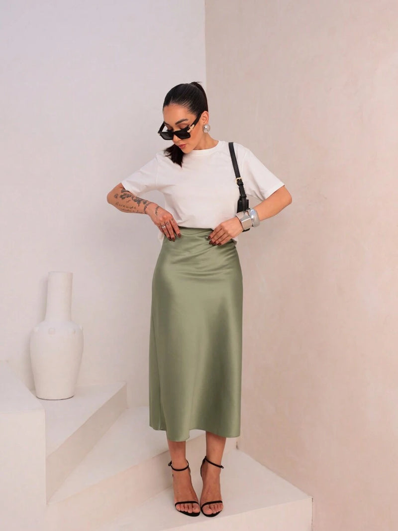 Saia em Cetim Midi com Elástico Bellizzi 