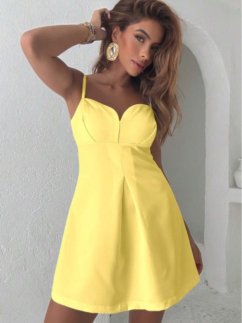 Vestido Curto com alcinhas Elegante - Detalhes com Prega no Bustão e Cintura Bellizzi 