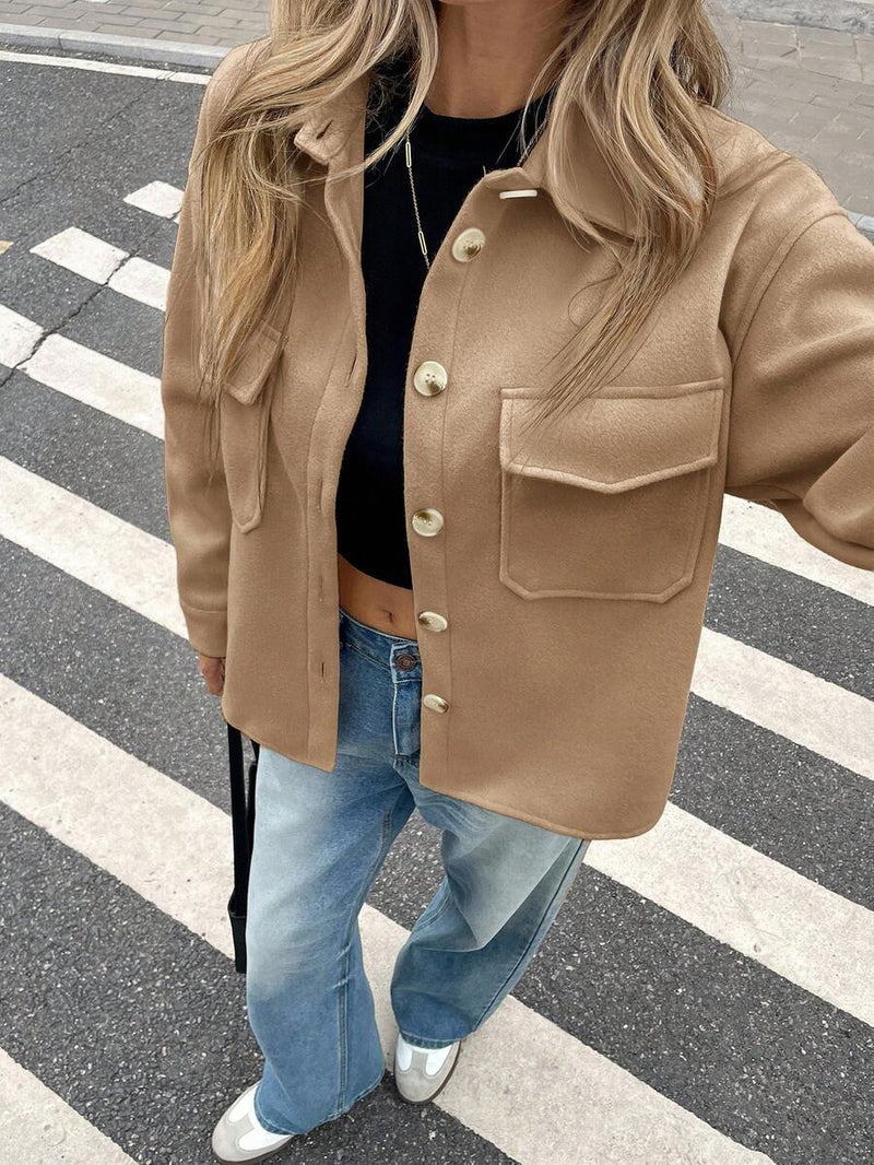 Casaco Feminino Tipo Lã com Bolso Bainha Assimétrica Bellizzi 