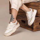 Tênis Feminino Off White Sintético com Solado Flatform Casual Bellizzi 